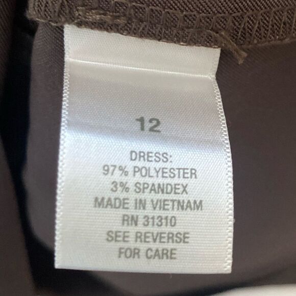 Dress Barn Satin Pleated Shift Dress Women’s 12 Brown Sleeveless Career Formal - Picture 12 of 13